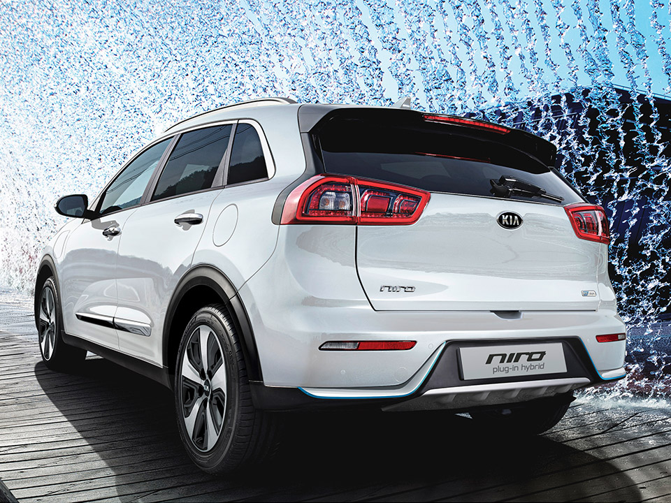 Discover The New Kia Niro Plug In Hybrid Motors Europe Kia Niro Plug In Hybrid Trunk E More